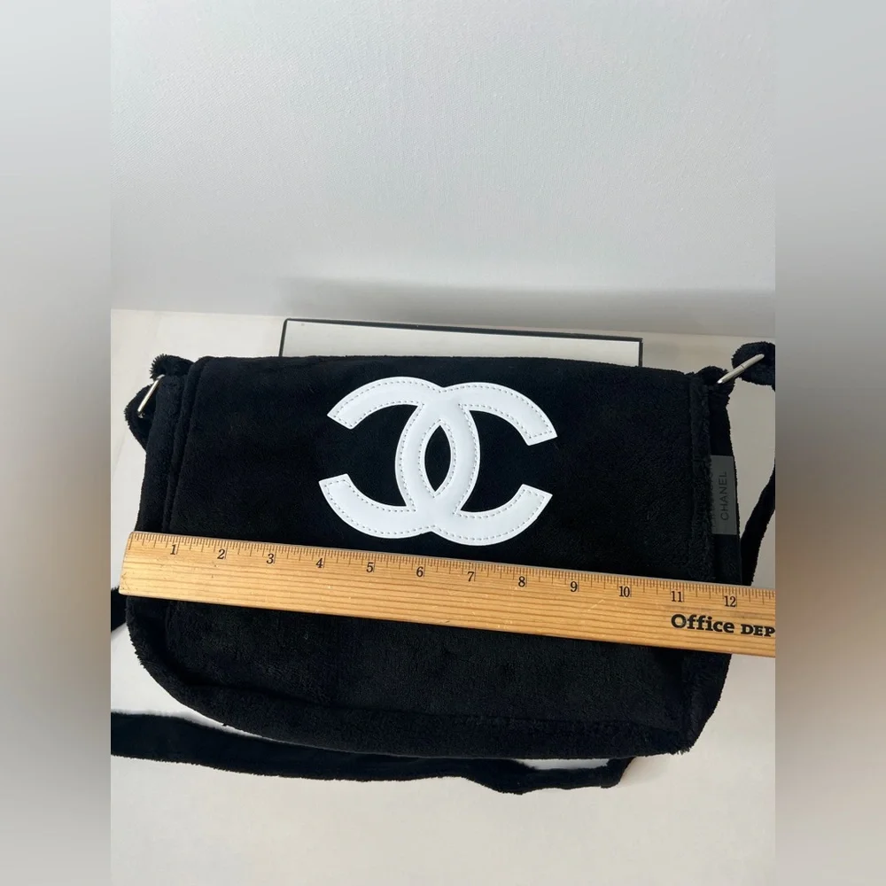 Chanel Makeup Bag crossbody purse velour flap CC black white terry precision - Picture 8 of 9
